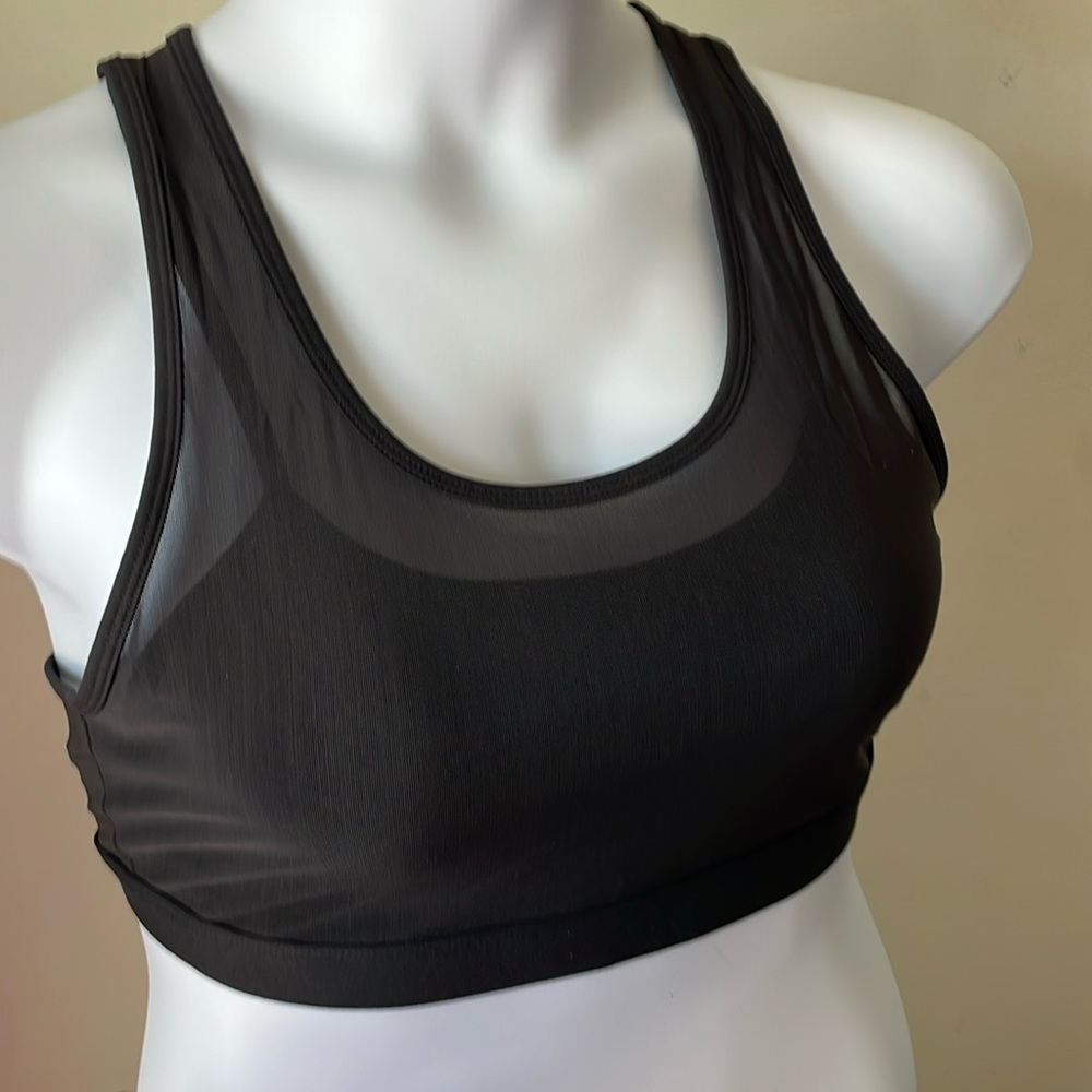 Faye High-Impact Sports Bra by Fabletics